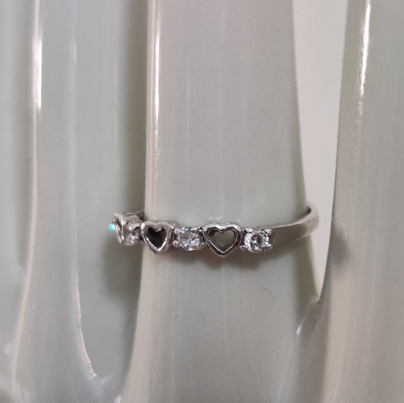 Dainty Sterling Silver Ring Open Work Hearts and CZ - Picture 13 of 14